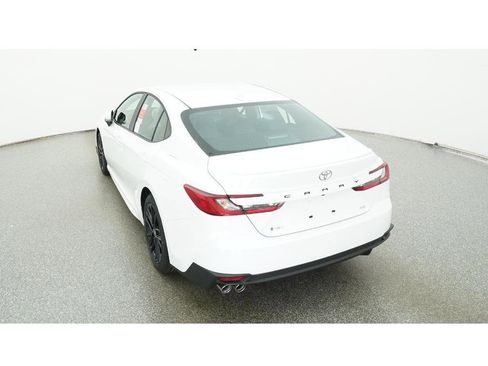 New 2026 Toyota Camry SE image 6