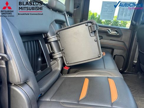 Used 2024 GMC Sierra 1500 AT4 w/ AT4 Premium Package AWD/4WD image 45