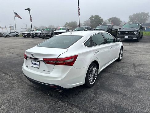 Used 2018 Toyota Avalon Limited w/ Carpet Mat Package FWD image 5