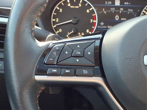 Used 2024 Nissan Altima 2.5 SR image 17