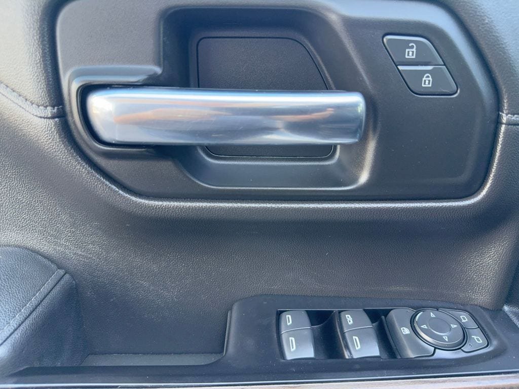 Used 2019 Chevrolet Silverado 1500 LT w/ All-Star Edition AWD/4WD image 13