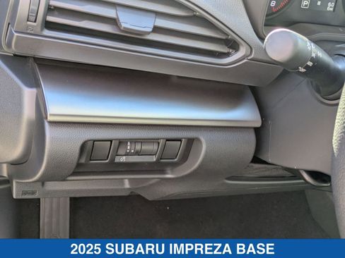 Certified 2025 Subaru Impreza 2.0i image 26