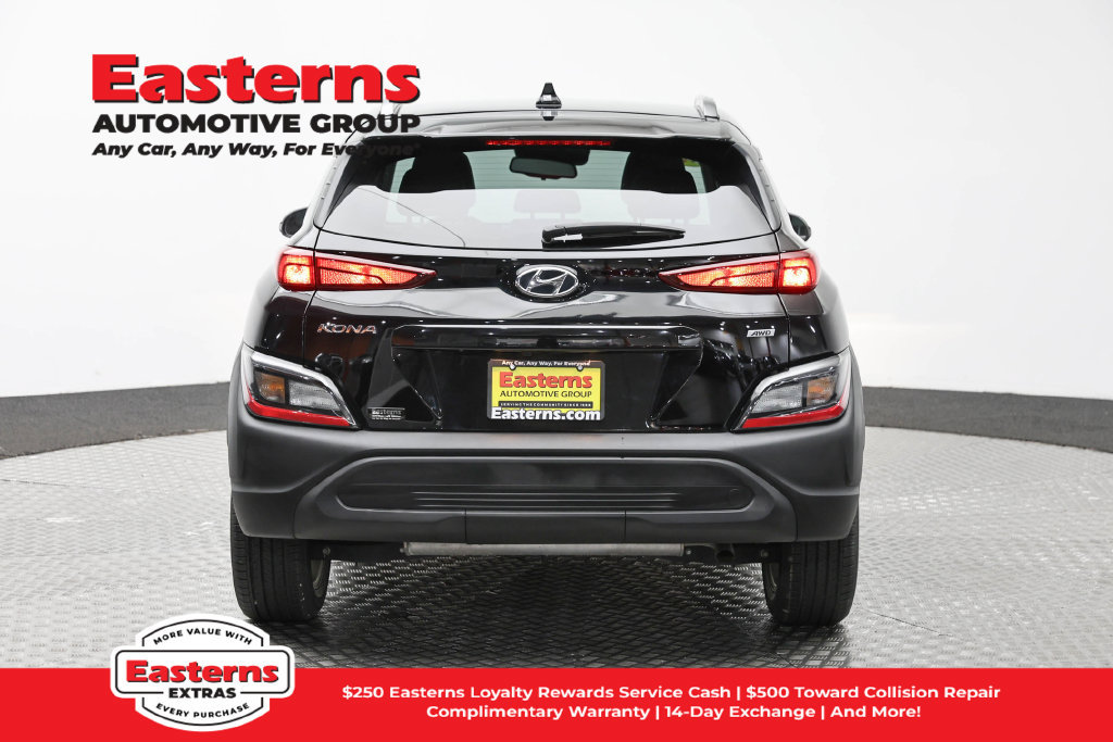 Used 2023 Hyundai Kona SEL w/ Cargo Package AWD/4WD image 7
