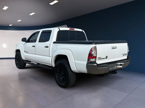 Used 2015 Toyota Tacoma PreRunner image 3