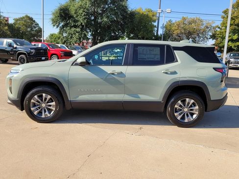 New 2026 Chevrolet Equinox LT w/ Convenience Package II image 2