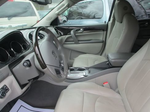Used 2017 Buick Enclave Leather image 13