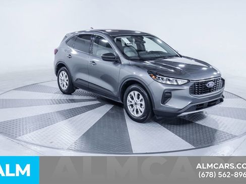Used 2025 Ford Escape Active FWD image 14