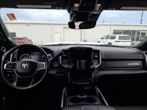 Used 2024 RAM 2500 Laramie w/ Night Edition AWD/4WD image 14