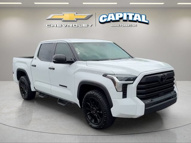Used 2022 Toyota Tundra SR5 w/ Convenience Package RWD image 7