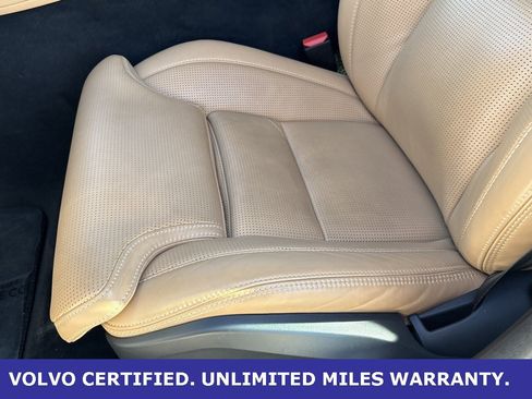 Certified 2022 Volvo S90 B6 Inscription w/ Advanced Package image 29
