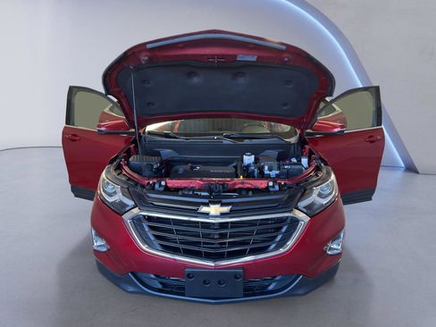 Used 2019 Chevrolet Equinox LT image 8