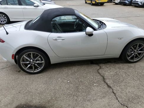 Used 2016 MAZDA MX-5 Miata Grand Touring image 11