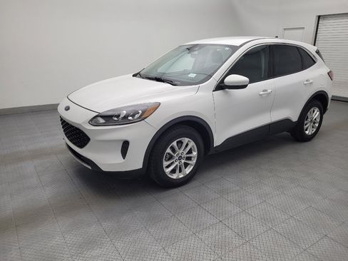 Used 2020 Ford Escape SE AWD/4WD image 2