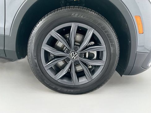Used 2023 Volkswagen Tiguan SE FWD image 30