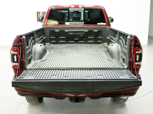 Used 2022 RAM 3500 Laramie w/ Night Edition image 7