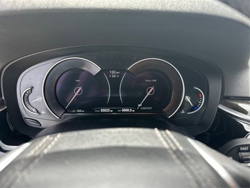 Used 2018 BMW 530i xDrive AWD/4WD image 17