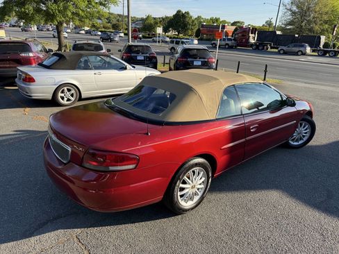 Used 2003 Chrysler Sebring LXi image 6