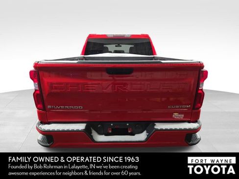 Used 2019 Chevrolet Silverado 1500 Custom w/ Custom Convenience Package image 8