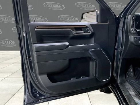 Used 2023 Chevrolet Silverado 1500 LT AWD/4WD image 12