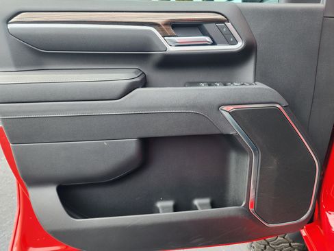 Used 2025 Chevrolet Silverado 2500 LT w/ Trail Boss Package image 25