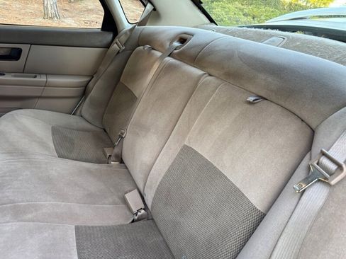 Used 2007 Ford Taurus SE image 12