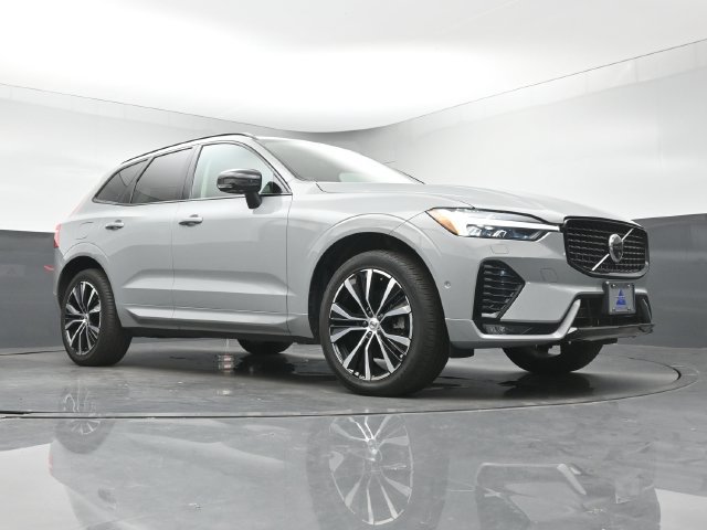 Used 2024 Volvo XC60 B5 Plus w/ Climate Package AWD/4WD image 10