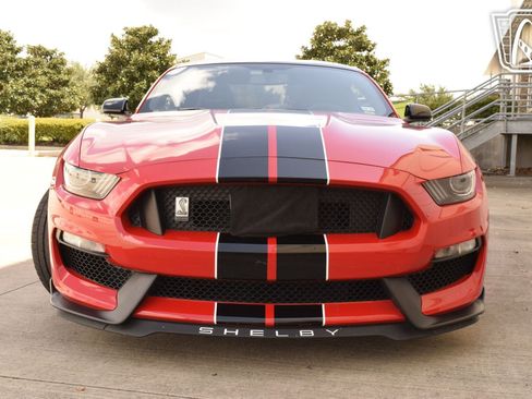 Used 2017 Ford Mustang Shelby GT350 image 25