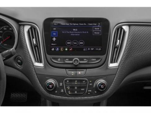 Used 2024 Chevrolet Malibu LT image 14