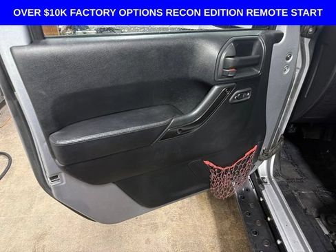 Used 2017 Jeep Wrangler Unlimited Rubicon AWD/4WD image 10