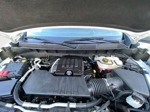 Used 2023 Chevrolet Silverado 1500 LT image 19