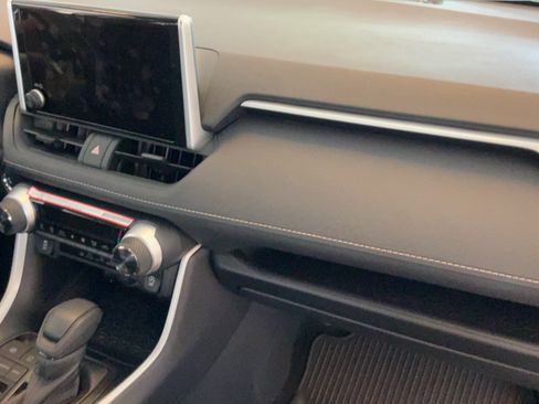 Certified 2025 Toyota RAV4 XLE FWD image 26