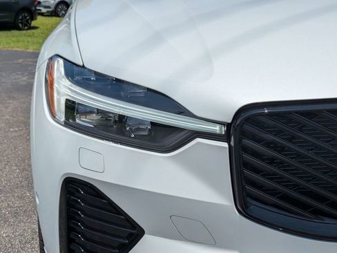 New 2026 Volvo XC60 B5 Ultra w/ Protection Package Premier AWD/4WD image 10