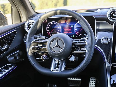 New 2025 Mercedes-Benz GLC 43 AMG 4MATIC image 17
