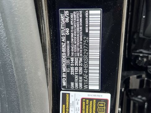 New 2025 Mercedes-Benz C 300 4MATIC Sedan image 34