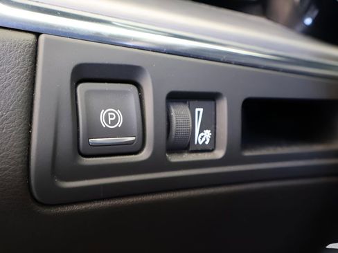 Used 2021 Cadillac XT5 Luxury image 20