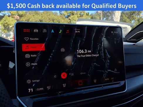 New 2026 Volkswagen GTI SE FWD image 8