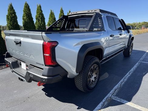 Certified 2025 Toyota Tacoma Trailhunter image 2