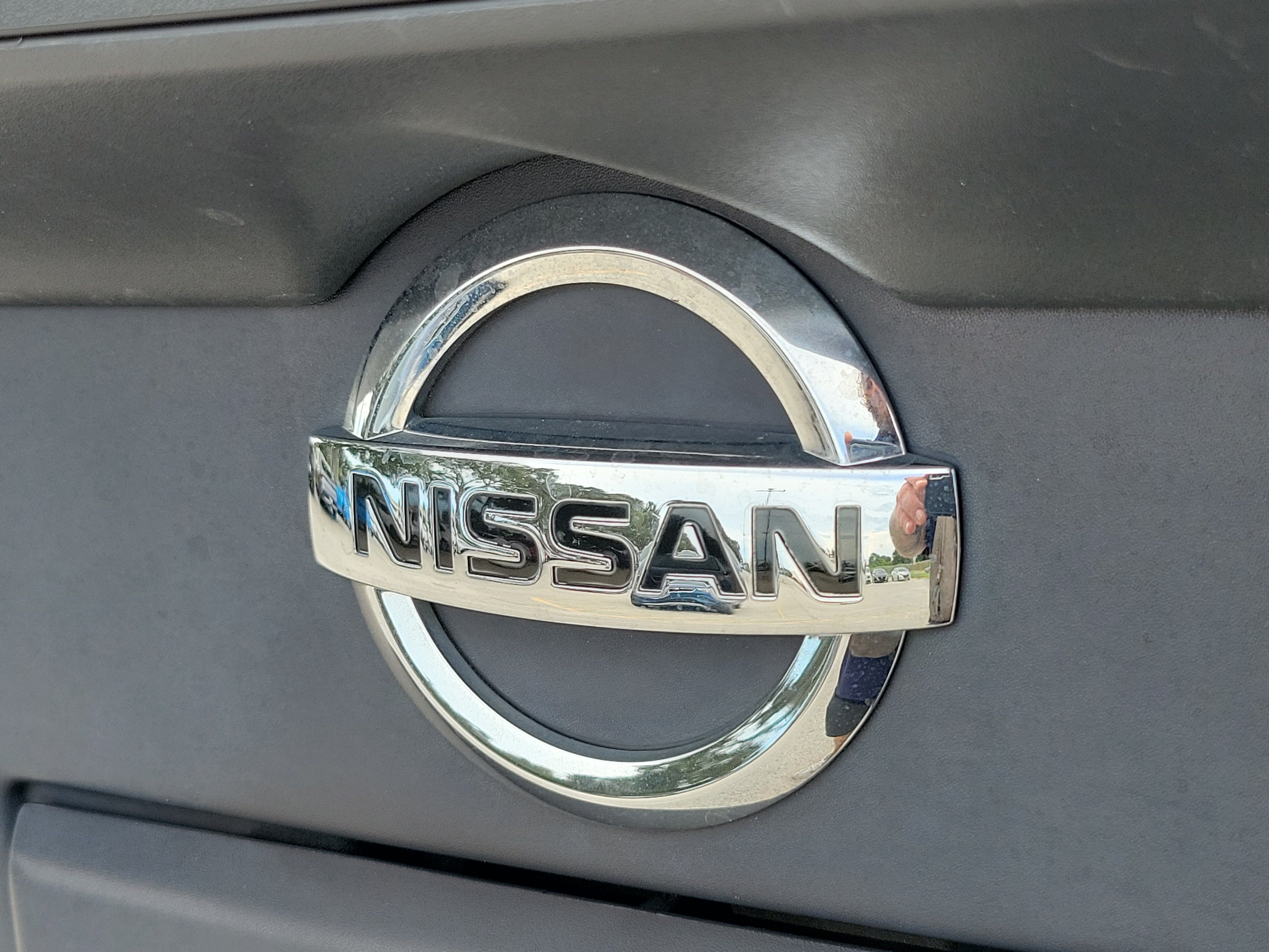 Used 2019 Nissan Frontier SV RWD image 6