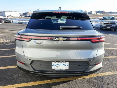 New 2026 Chevrolet Equinox EV LT image 7