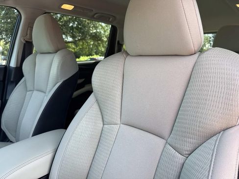 Used 2019 Subaru Ascent Premium AWD/4WD image 25