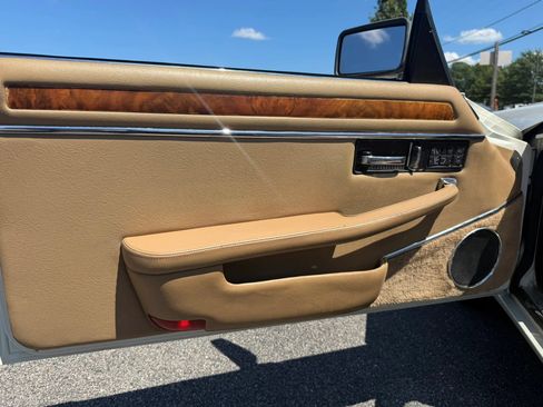 Used 1993 Jaguar XJS 4.0 Convertible RWD image 12