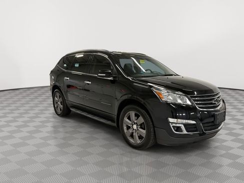 Used 2017 Chevrolet Traverse LT w/ Graphite Special Edition FWD image 12