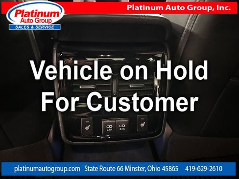 Used 2019 Toyota Avalon Touring FWD image 32
