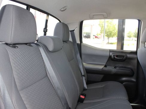 Used 2020 Toyota Tacoma SR AWD/4WD image 51