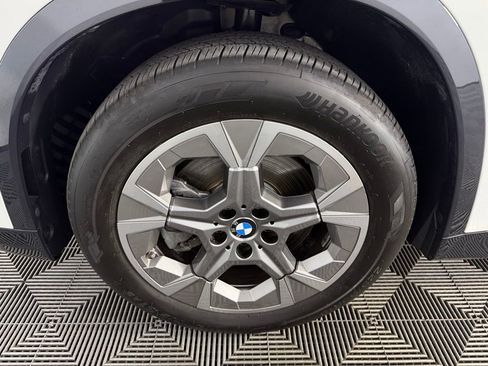 Used 2025 BMW X1 xDrive28i w/ Convenience Package AWD/4WD image 11