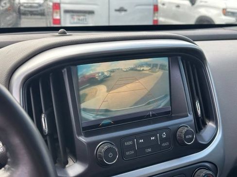 Used 2018 Chevrolet Colorado LT AWD/4WD image 21