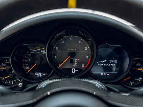 Used 2018 Porsche 911 GT2 RS RWD image 43