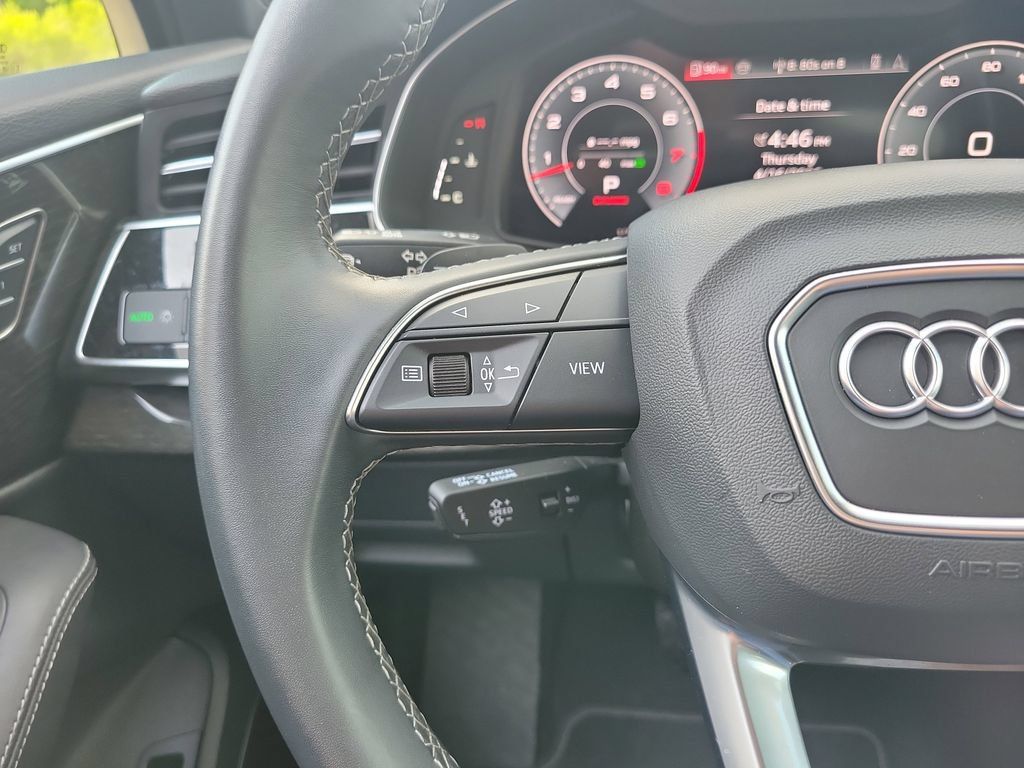 Used 2025 Audi Q7 3.0T Premium Plus AWD/4WD image 23