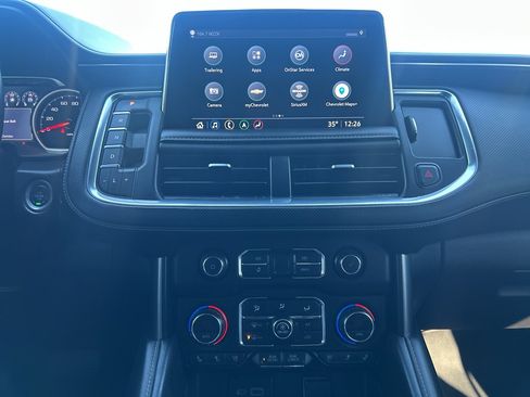 Used 2021 Chevrolet Tahoe Premier w/ Premium Package image 16