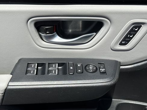 Used 2024 Honda Pilot EX-L image 18